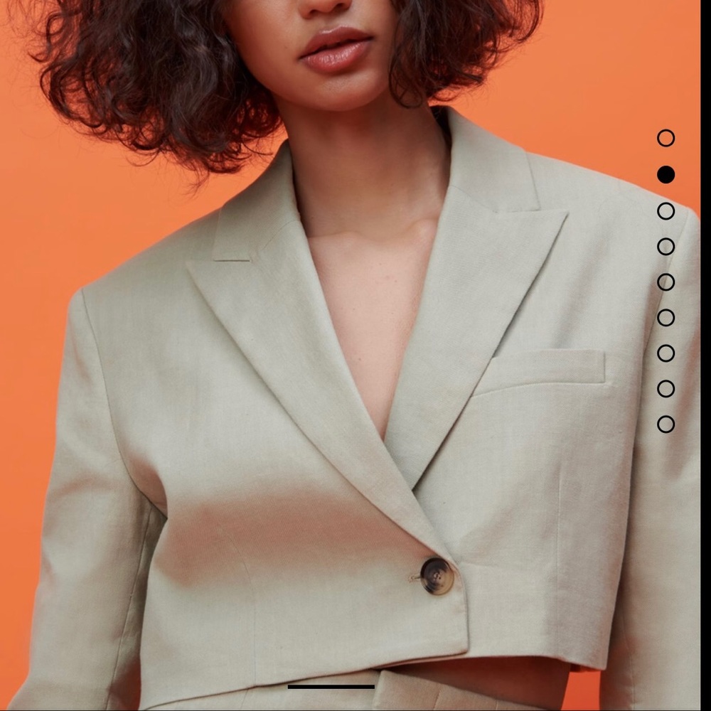 Linen blend crop blazer.